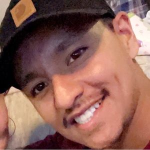 Meet your Posher, Aaron